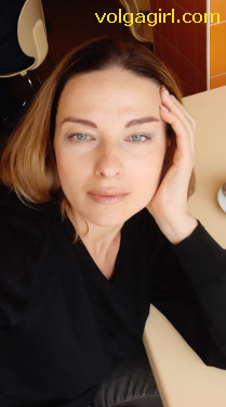 Yulia  is a 46 year old Russian girl who has registered with mail order bride agency A Volga Girl in the hopes of receiving email correspondence from you.